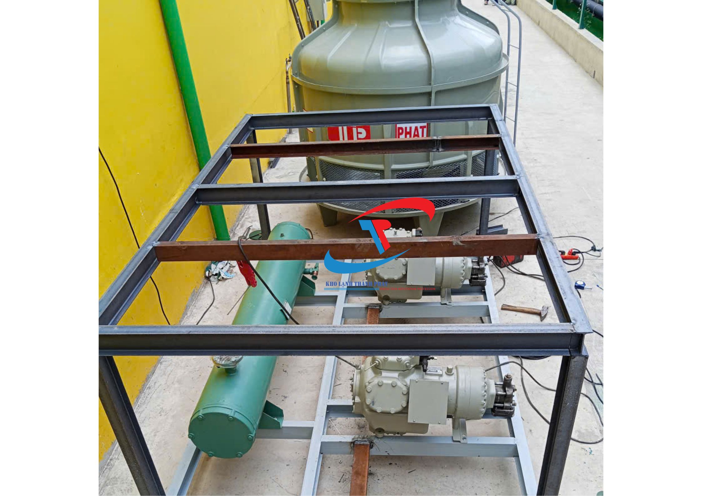 Chiller M&aacute;y L&agrave;m Lạnh Nước C&ocirc;ng Nghiệp.